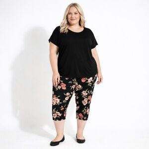 Addition Elle Black Floral Stretchy Capri Leggings Cropped Plus Size 6X